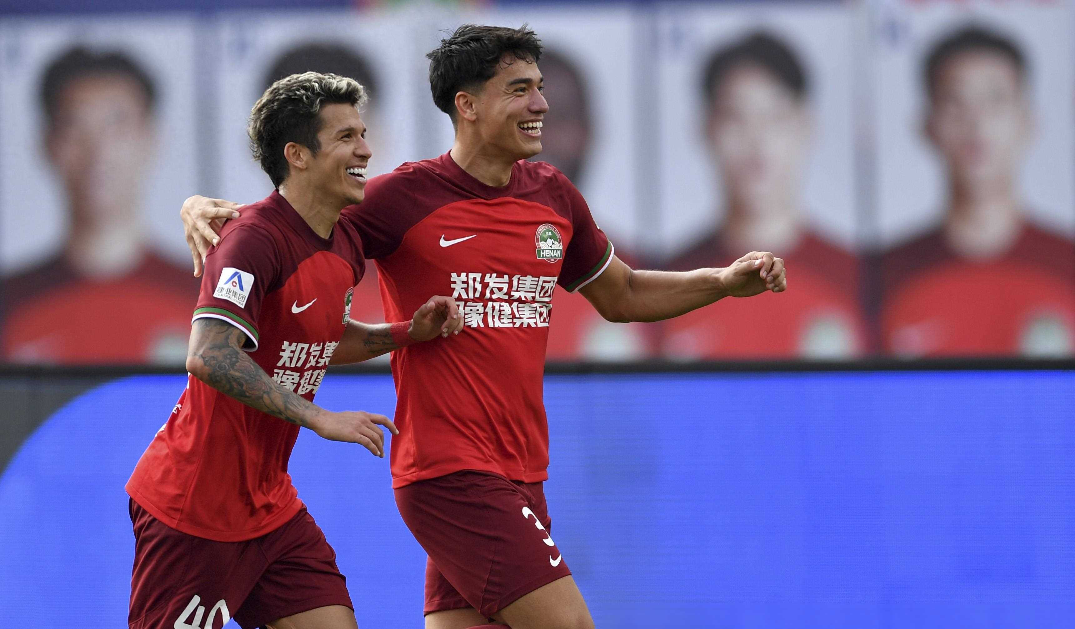 关于巴黎圣日耳曼训练开放日；转会期刷新队史纪录引欢呼；中超在即；年轻球员得到机会的信息AYX SPORTS