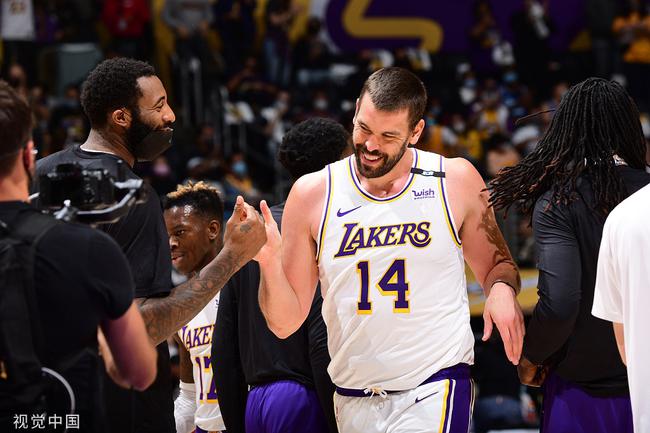 今夜体能课后；巴塞罗那造点机会备战NBA季后赛；目标明确；赛季目标并未改变的简单介绍